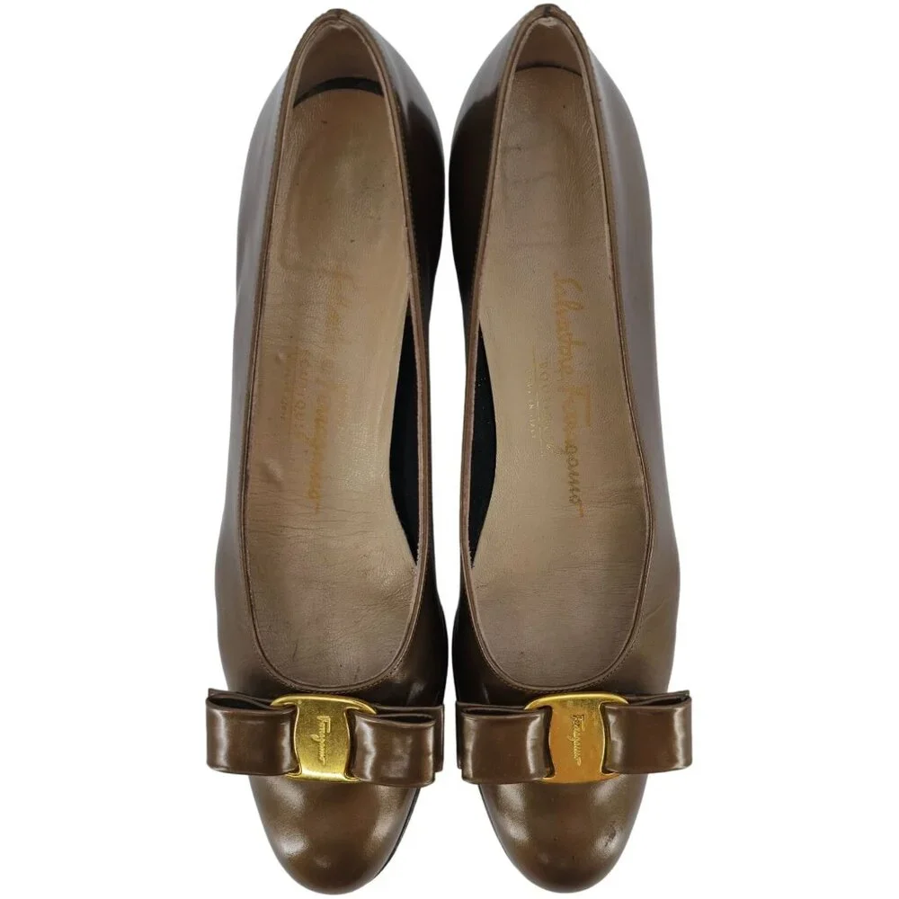 Vintage Salvatore Ferragamo Bronze Vara Bow Pumps Womens 8.5 Dress Shoes Italy - Picture 11 of 13